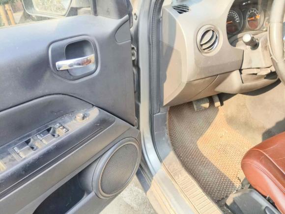 [宁波·浙B] 二手Jeep自由客2014款 2.4L 运动版