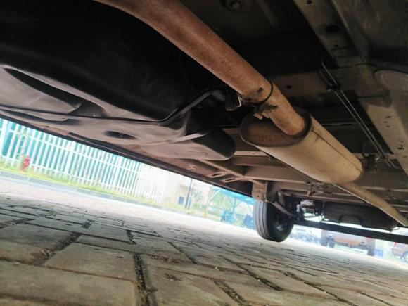 [南昌·苏B] 二手上汽大通MAXUS新途V802016款 2.5T 手动傲运通国IV长轴中顶7座