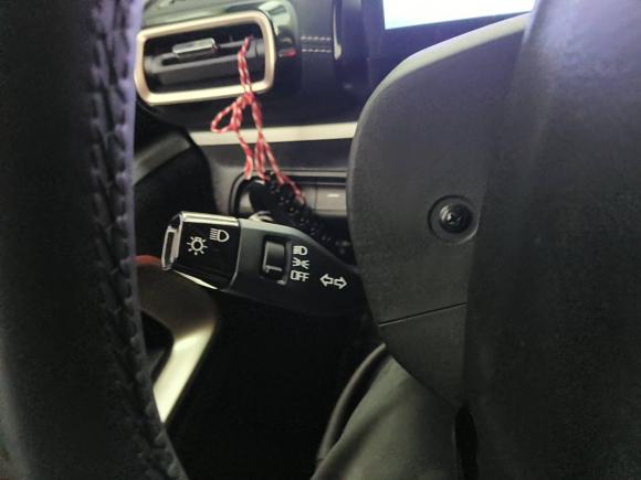 [深圳·粤B] 二手宝骏宝骏KiWi EV2023款 智潮版 三元锂