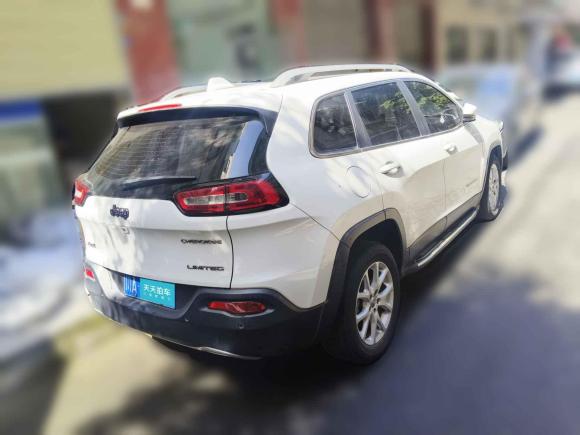 [成都·川A] 二手Jeep自由光2017款 2.0L 优越版