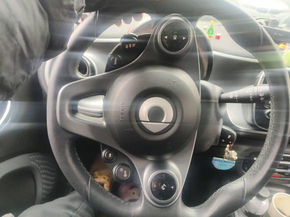 [上海·沪B] 二手smartsmart fortwo2016款 0.9T 66千瓦硬顶先锋版