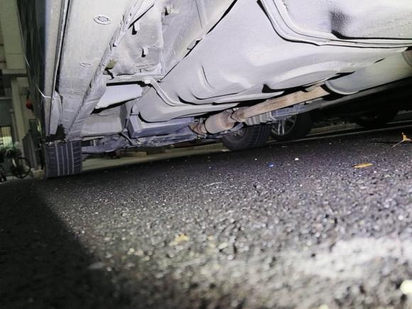 [无锡·苏B] 二手比亚迪比亚迪M62015款 2.4L 自动尊贵版