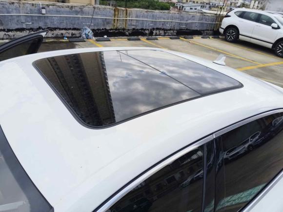 [广州·粤E] 二手奥迪奥迪A4L2022款 40 TFSI 时尚动感型