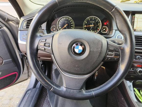 [青岛·鲁B] 二手宝马宝马5系2017款 525Li 豪华设计套装