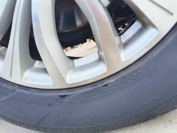 [上海·沪C] 二手陆风陆风X72015款 2.0T 全景尊贵版