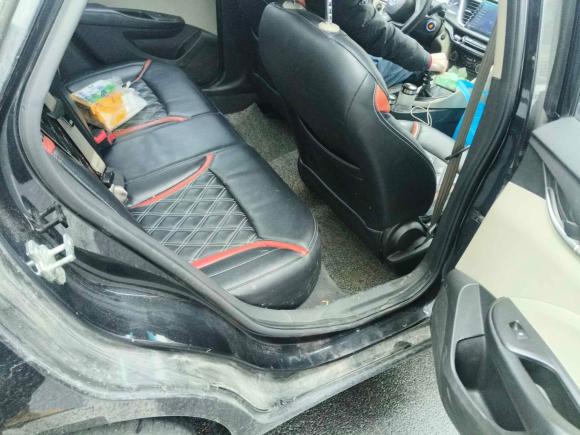 [上海·鲁H] 二手别克英朗2015款 15N 手动精英型