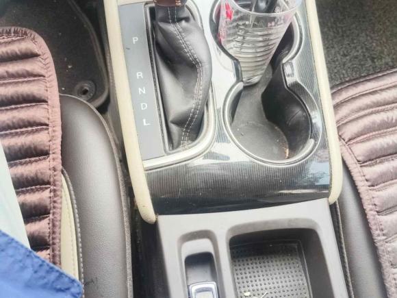 [青岛·鲁B] 二手别克威朗2015款 三厢 15S 自动领先型