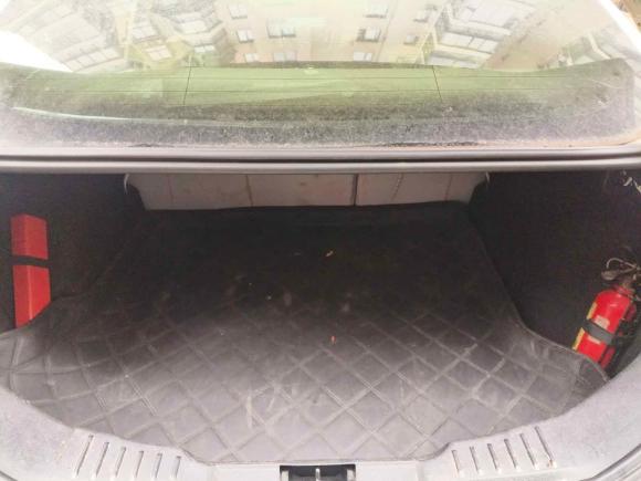 [武汉·鄂A] 二手福特福克斯2012款 三厢 1.6L 自动风尚型