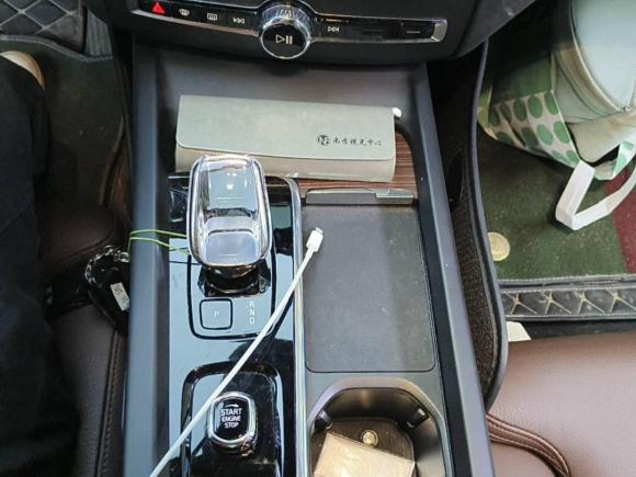 [深圳·粤L] 二手沃尔沃沃尔沃XC602023款 B5 四驱智远豪华版