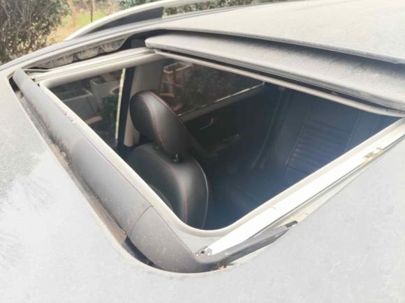 [义乌·浙G] 二手哈弗哈弗H62015款 改款 运动版 1.5T 手动两驱精英型