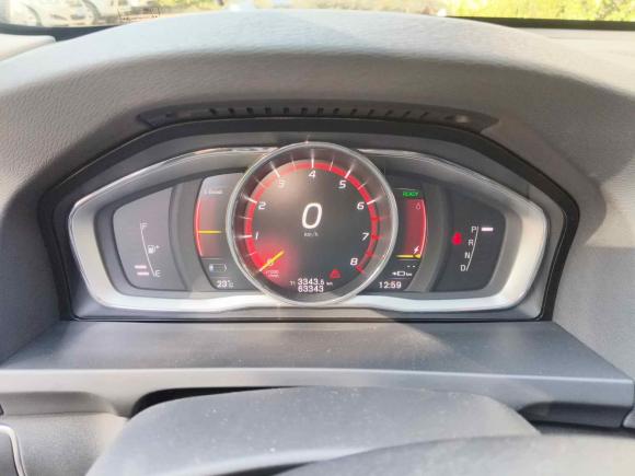 [上海·沪A] 二手沃尔沃沃尔沃S60插电式混动2015款 S60L E驱混动 T6智驭版