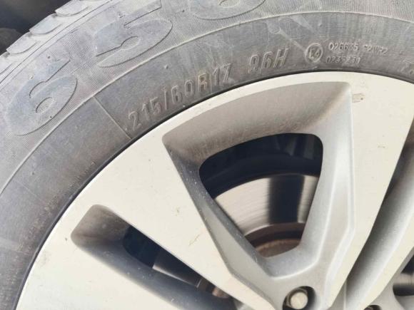 [西安·豫A] 二手奇瑞瑞虎32015款 1.6L 手动智尚运动版