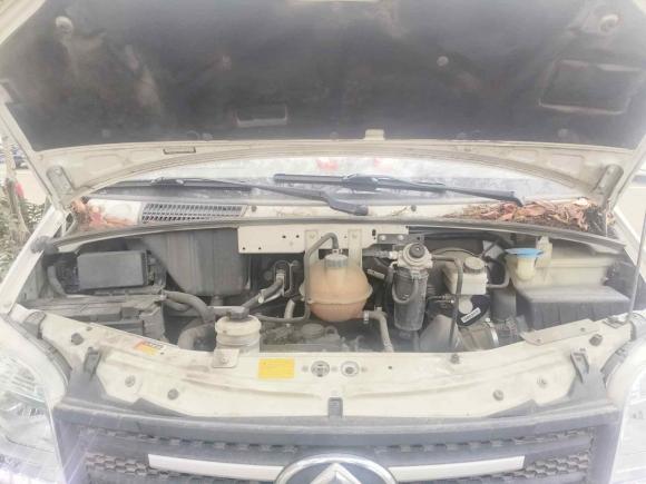 [宁波·浙B] 二手上汽大通MAXUS新途V802019款 2.5T经典款6挡手动傲运通长轴中顶7座