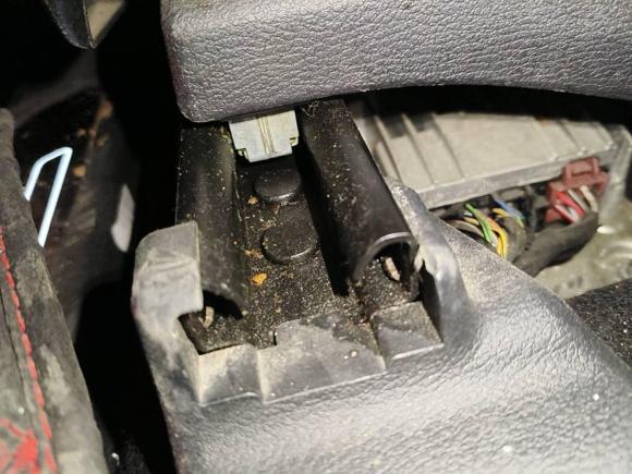 [西安·陕A] 二手哈弗哈弗H92017款 2.0T 柴油四驱豪华型 7座