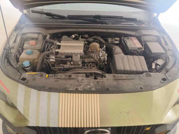 [佛山·粤E] 二手广汽传祺影豹2021款 270T DCT J16版