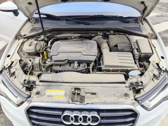 [青岛·鲁B] 二手奥迪奥迪A32015款 Sportback 45 TFSI S line 运动型