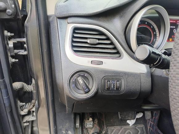 [西安·陕U] 二手道奇酷威2013款 2.4L 两驱尊尚版