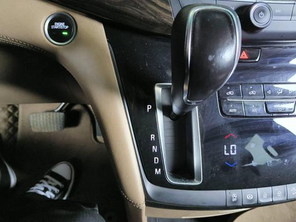 [芜湖·皖A] 二手别克别克GL82018款 ES 28T 旗舰型 国VI