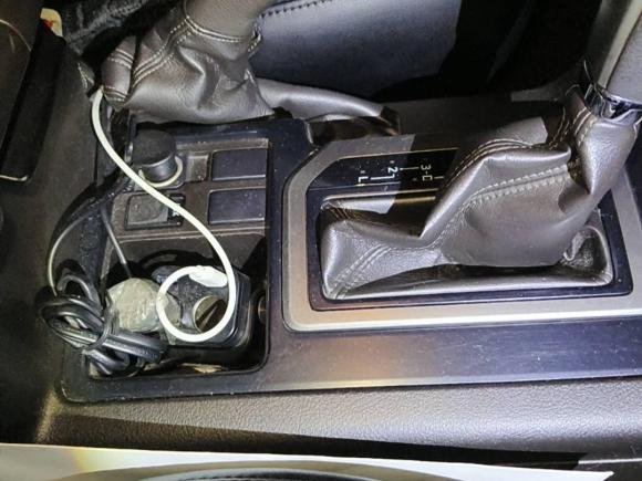 [广州·粤A] 二手丰田普拉多2010款 2.7L 自动标准版