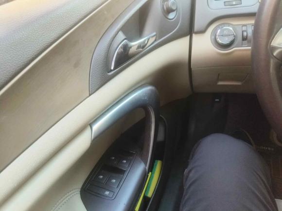 [苏州·苏E] 二手别克君威2012款 2.0L 豪华版