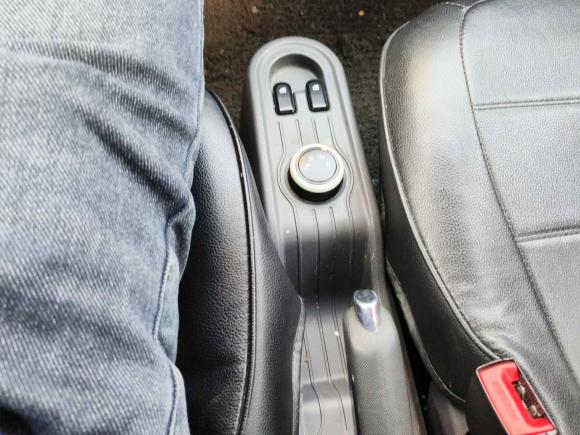 [南通·苏J] 二手五菱汽车宏光MINIEV2021款 马卡龙臻享款 磷酸铁锂