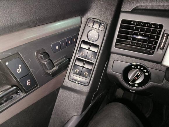 [上海·沪A] 二手奔驰奔驰GLK级2008款 GLK 300 4MATIC 豪华型