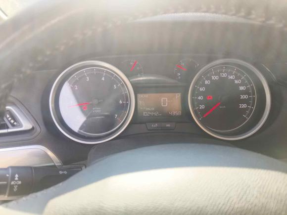 [义乌·浙G] 二手标致标致4082015款 1.2T 自动豪华版