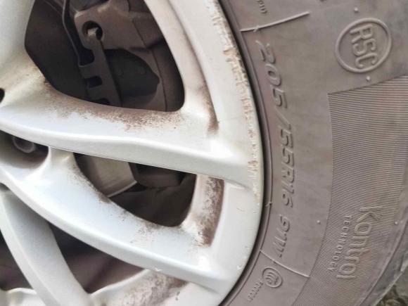 [上海·沪A] 二手宝马宝马1系2015款 118i 领先型