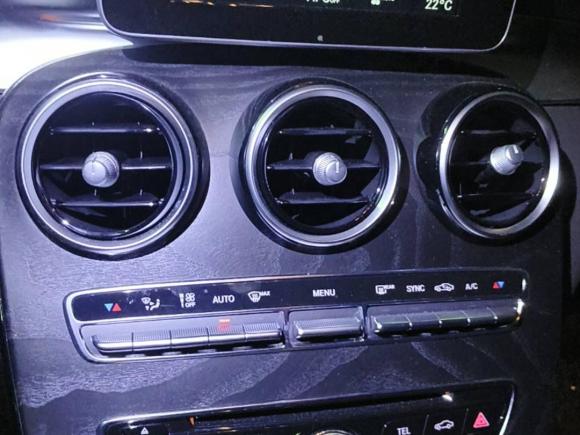 [上海·沪D] 二手奔驰奔驰C级2018款 C 200 L 运动版