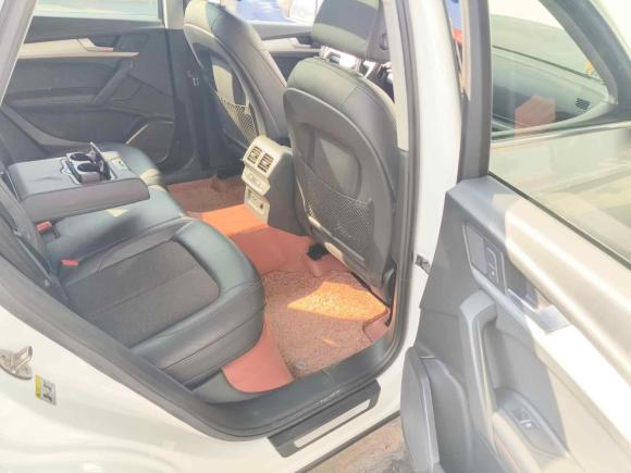 [广州·粤A] 二手奥迪奥迪Q5L2018款 40 TFSI 荣享时尚型 国VI