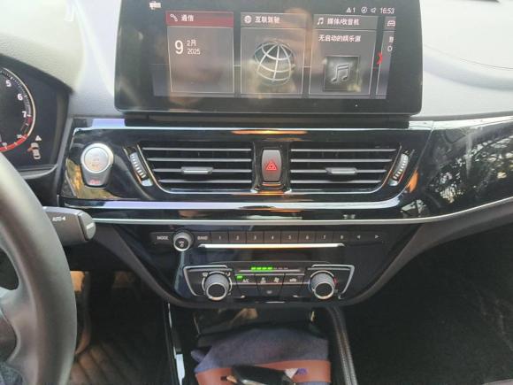 [上海·苏B] 二手宝马宝马1系2022款 120i M运动曜夜版