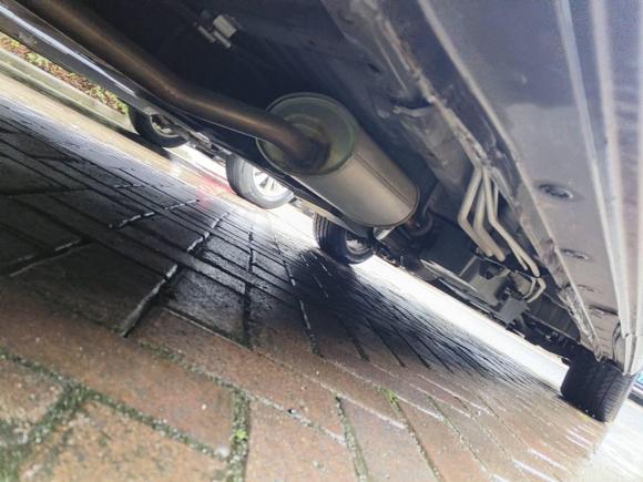 [上海·苏E] 二手比亚迪比亚迪M62015款 2.4L 自动豪华型