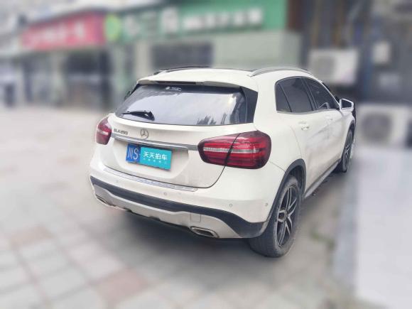 [成都·川S] 二手奔驰奔驰GLA2017款 GLA 200 时尚型