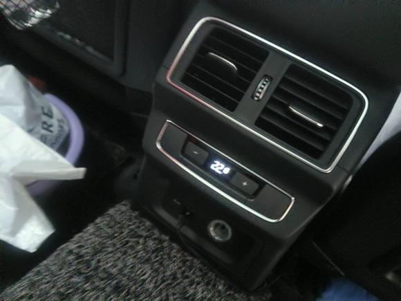 [上海·沪F] 二手奥迪奥迪Q5L2018款 40 TFSI 荣享进取型 国VI