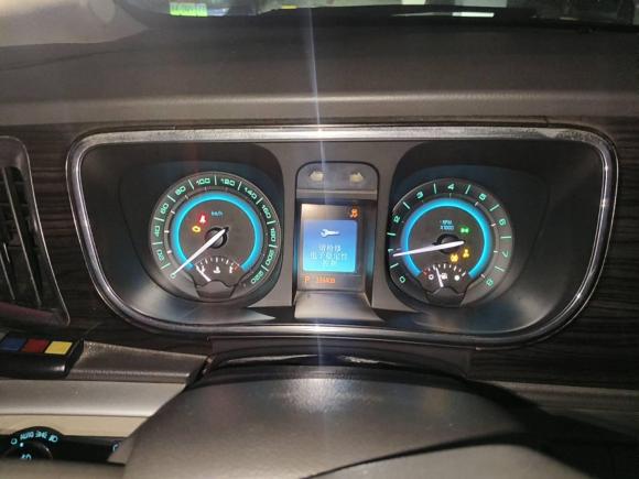 [南京·苏A] 二手别克别克GL82011款 3.0L XT豪华商务旗舰版