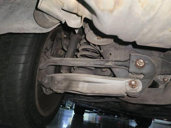 [上海·沪E] 二手宝马宝马X12010款 xDrive28i