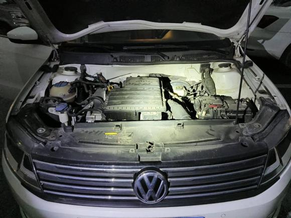 [上海·沪F] 二手大众朗行2015款 1.6L 自动舒适版