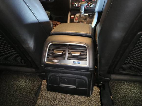 [深圳·粤S] 二手奥迪奥迪Q52016款 40 TFSI 技术型