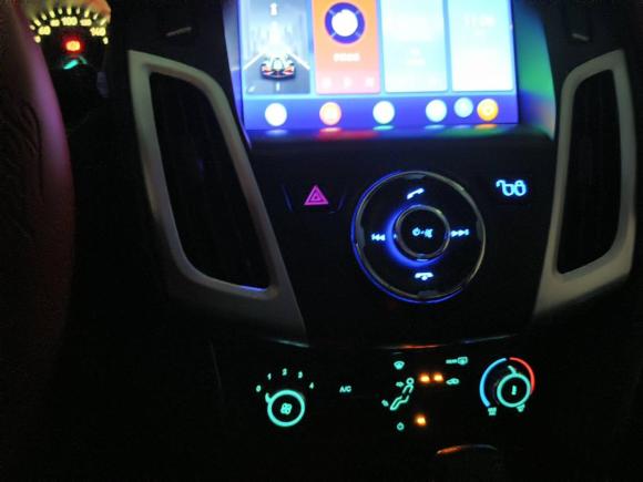 [西安·陕A] 二手福特福克斯2015款 两厢 1.6L 自动舒适型