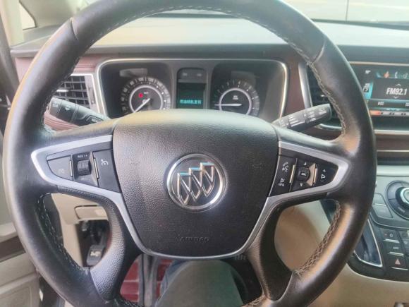 [青岛·鲁B] 二手别克别克GL82017款 25S 豪华型 国V