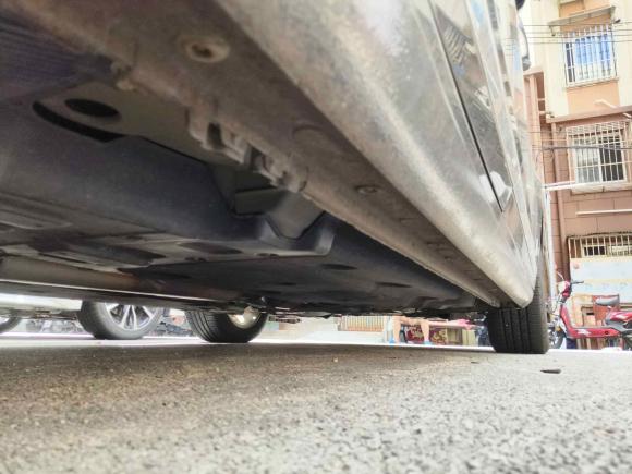 [上海·沪A] 二手别克君越2013款 2.4L SIDI精英舒适型