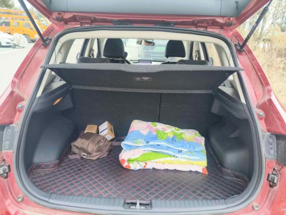 [南京·苏A] 二手奔腾奔腾X402017款 1.6L 自动尊享型