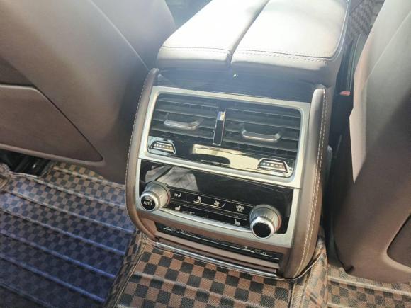 [苏州·苏E] 二手宝马宝马7系2018款 740Li 领先型 M运动套装