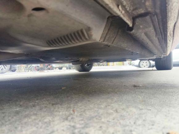 [深圳·赣D] 二手奥迪奥迪A4L2015款 35 TFSI 自动标准型