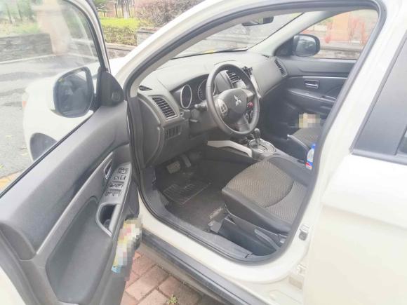 [广州·粤G] 二手三菱劲炫ASX2013款 2.0L CVT两驱精英版