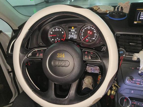 [深圳·粤L] 二手奥迪奥迪Q32016款 30 TFSI 时尚型