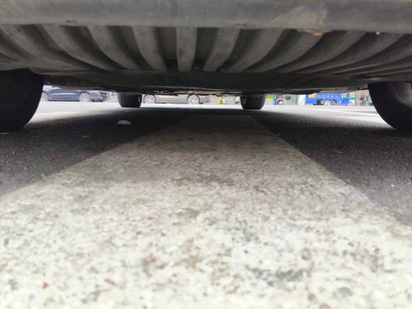 [佛山·粤A] 二手奔驰奔驰E级2017款 E 300 L 运动豪华型