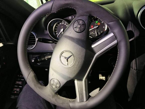 [上海·沪L] 二手奔驰奔驰M级2010款 ML 350 4MATIC豪华型