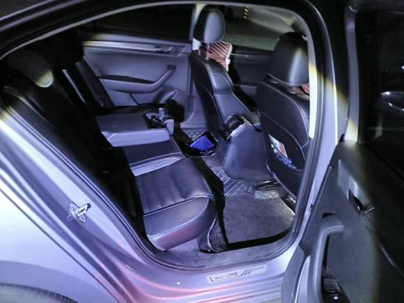 [常州·苏D] 二手斯柯达速派2016款 TSI330 DSG智行版