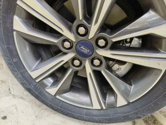 [上海·沪M] 二手福特福睿斯2021款 1.5L 自动钻石版